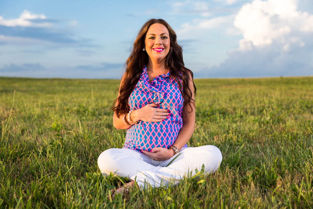 Tim Furlong Jr. | RealTourCast | Maternity Images (5 of 10)